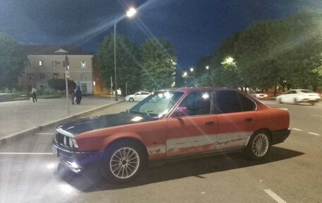 BMW 5 серия, 1990 год, 200 000 рублей, 2 фотография