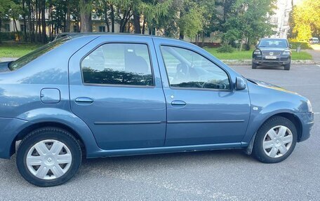 Renault Logan I, 2013 год, 890 000 рублей, 2 фотография