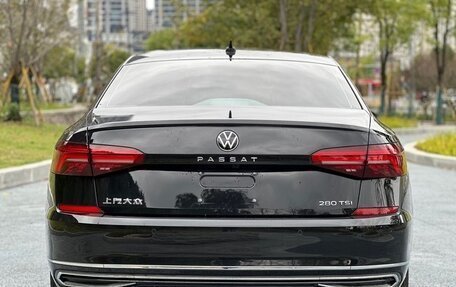 Volkswagen Passat B8 рестайлинг, 2021 год, 1 930 000 рублей, 4 фотография