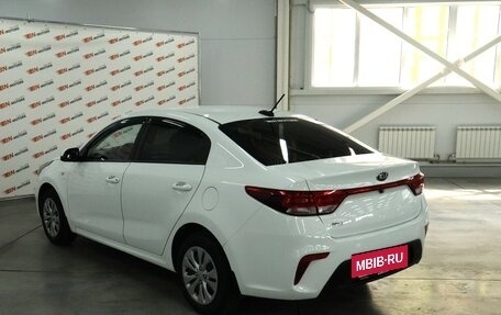 KIA Rio IV, 2018 год, 1 370 000 рублей, 5 фотография