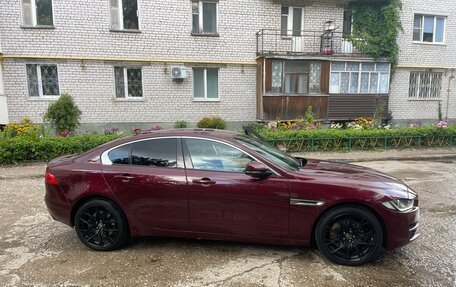 Jaguar XE I рестайлинг, 2017 год, 2 199 000 рублей, 4 фотография