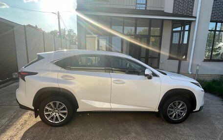 Lexus NX I, 2015 год, 3 100 000 рублей, 3 фотография