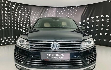 Volkswagen Touareg III, 2016 год, 3 965 000 рублей, 2 фотография