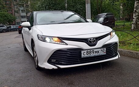 Toyota Camry, 2019 год, 1 800 000 рублей, 1 фотография