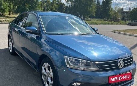 Volkswagen Jetta VI, 2016 год, 1 450 000 рублей, 2 фотография