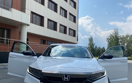 Honda Accord IX рестайлинг, 2021 год, 2 710 000 рублей, 2 фотография