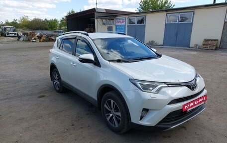 Toyota RAV4, 2017 год, 2 500 000 рублей, 2 фотография