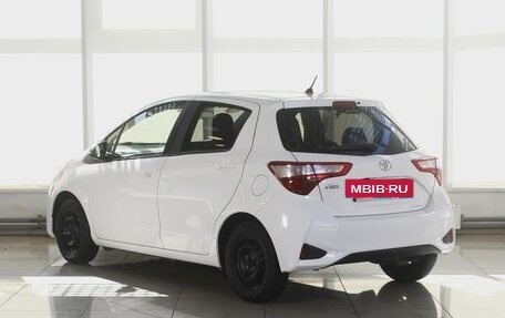 Toyota Vitz, 2019 год, 1 249 999 рублей, 4 фотография