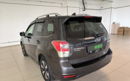 Subaru Forester, 2017 год, 2 390 000 рублей, 6 фотография