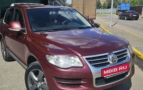 Volkswagen Touareg III, 2008 год, 1 550 000 рублей, 2 фотография