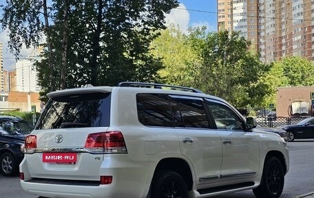 Toyota Land Cruiser 200, 2016 год, 7 300 000 рублей, 8 фотография