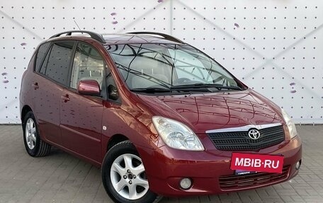 Toyota Corolla Verso I, 2002 год, 695 000 рублей, 2 фотография