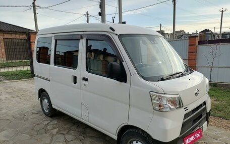 Daihatsu Hijet X, 2018 год, 1 020 000 рублей, 3 фотография