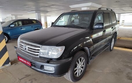 Toyota Land Cruiser 100 рестайлинг 2, 2006 год, 2 700 000 рублей, 1 фотография