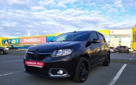 Renault Sandero II рестайлинг, 2016 год, 960 000 рублей, 2 фотография