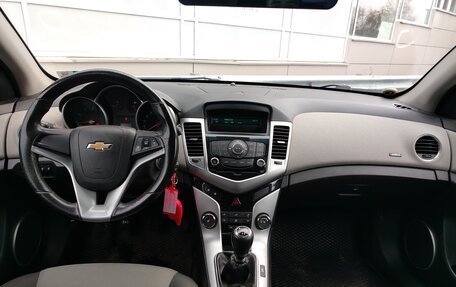 Chevrolet Cruze II, 2011 год, 722 000 рублей, 5 фотография