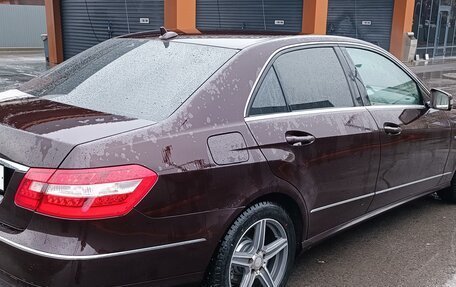 Mercedes-Benz E-Класс, 2010 год, 1 450 000 рублей, 8 фотография