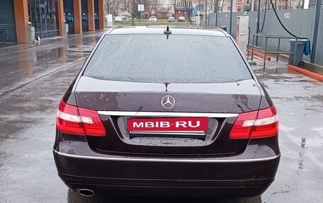 Mercedes-Benz E-Класс, 2010 год, 1 450 000 рублей, 10 фотография