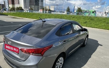 Hyundai Solaris II рестайлинг, 2019 год, 1 850 000 рублей, 4 фотография