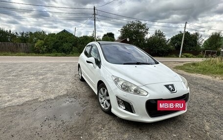 Peugeot 308 II, 2011 год, 618 000 рублей, 2 фотография