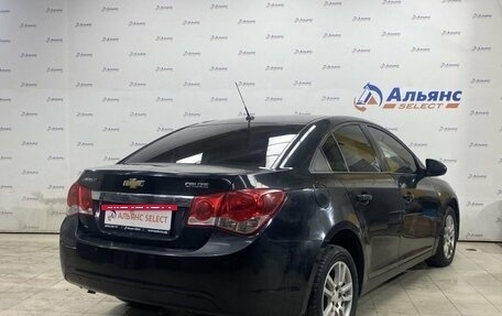 Chevrolet Cruze II, 2011 год, 740 000 рублей, 3 фотография