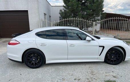 Porsche Panamera II рестайлинг, 2012 год, 2 700 000 рублей, 2 фотография