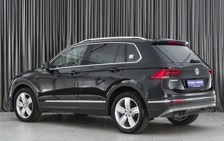 Volkswagen Tiguan II, 2020 год, 3 999 000 рублей, 2 фотография