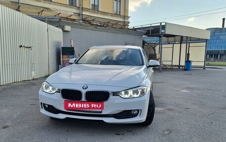 BMW 3 серия, 2013 год, 1 570 000 рублей, 4 фотография