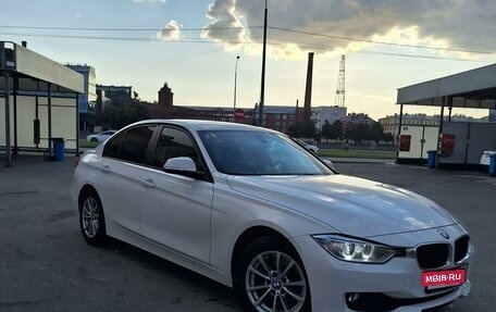 BMW 3 серия, 2013 год, 1 570 000 рублей, 3 фотография