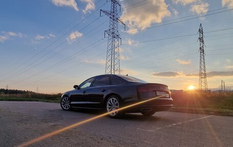 Audi A8, 2013 год, 2 050 000 рублей, 3 фотография