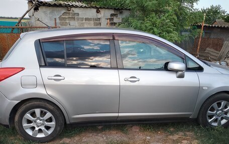 Nissan Tiida, 2005 год, 450 000 рублей, 2 фотография