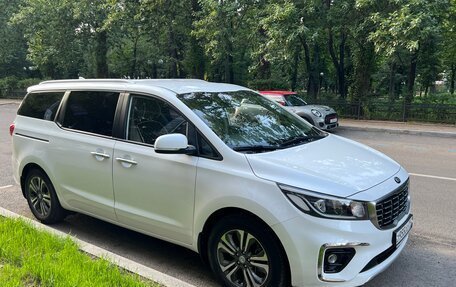 KIA Carnival III, 2019 год, 3 599 000 рублей, 2 фотография