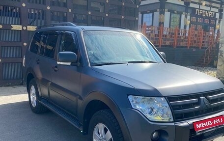 Mitsubishi Pajero IV, 2007 год, 1 550 000 рублей, 2 фотография