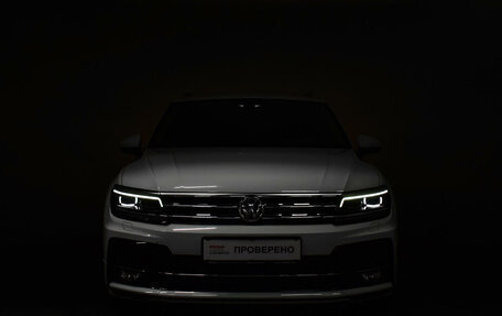 Volkswagen Tiguan II, 2018 год, 2 960 587 рублей, 5 фотография