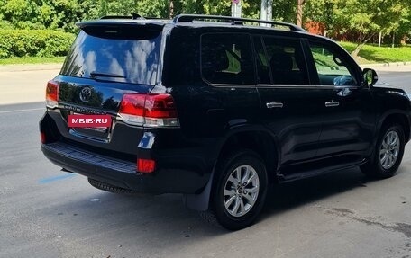 Toyota Land Cruiser 200, 2021 год, 7 250 000 рублей, 4 фотография