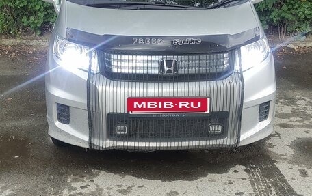 Honda Freed I, 2014 год, 1 280 000 рублей, 2 фотография