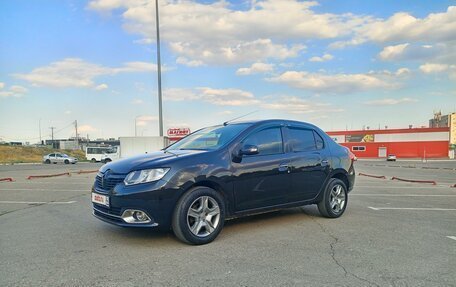 Renault Logan II, 2016 год, 800 000 рублей, 3 фотография