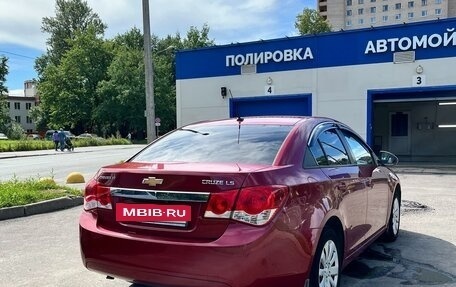 Chevrolet Cruze II, 2011 год, 835 000 рублей, 4 фотография