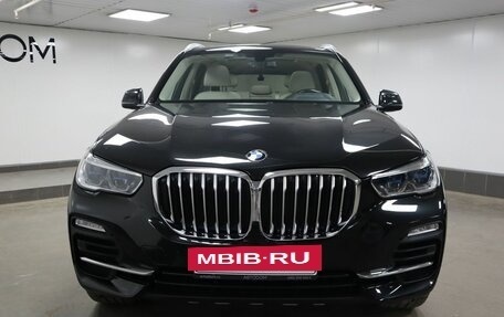 BMW X5, 2019 год, 6 755 000 рублей, 3 фотография