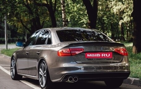 Audi A4, 2014 год, 2 399 999 рублей, 10 фотография