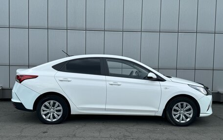 Hyundai Solaris II рестайлинг, 2021 год, 1 429 000 рублей, 4 фотография