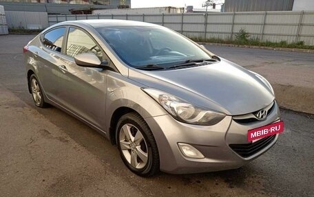 Hyundai Elantra V, 2011 год, 820 000 рублей, 2 фотография