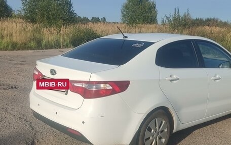 KIA Rio III рестайлинг, 2014 год, 930 000 рублей, 3 фотография