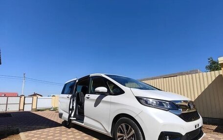 Honda Freed II, 2020 год, 1 750 000 рублей, 10 фотография