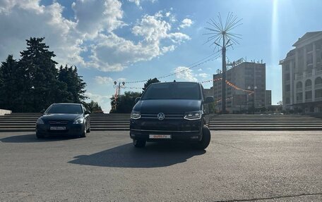 Volkswagen Caravelle T6 рестайлинг, 2018 год, 3 900 000 рублей, 4 фотография