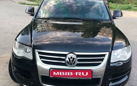 Volkswagen Touareg III, 2008 год, 1 500 000 рублей, 2 фотография