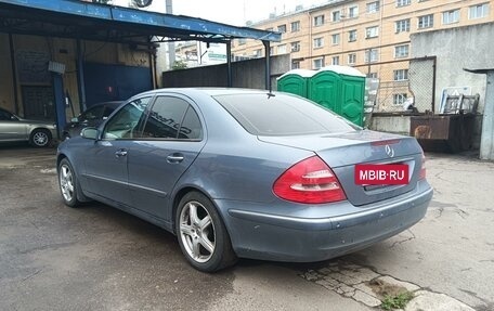 Mercedes-Benz E-Класс, 2002 год, 820 000 рублей, 4 фотография