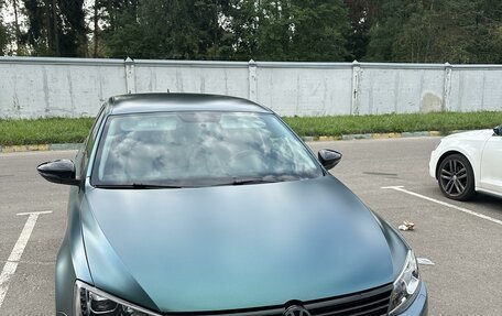 Volkswagen Jetta VI, 2012 год, 899 000 рублей, 2 фотография