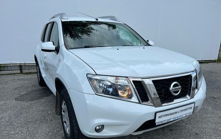 Nissan Terrano III, 2017 год, 1 390 000 рублей, 3 фотография