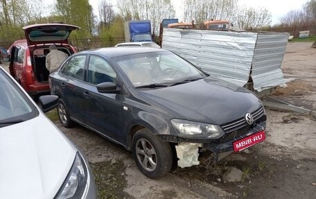 Volkswagen Polo VI (EU Market), 2012 год, 400 000 рублей, 2 фотография